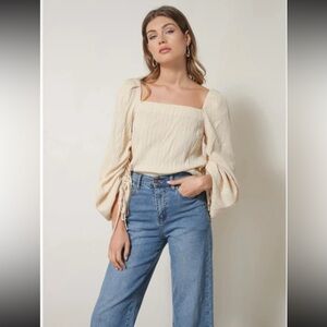 Revolve Line & Dot Eggshell Ella Ruched Sleeve Blouse Womens Medium New